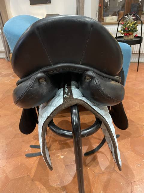 Childeric dressage DHE 17&rsquo;5