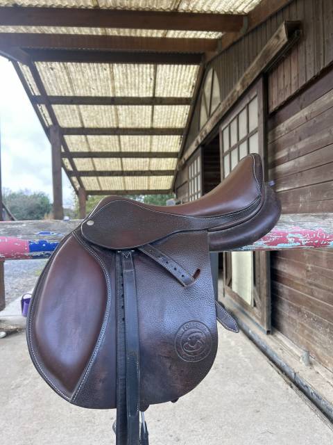 Selle forestier 2022 16 pouces taille junior 