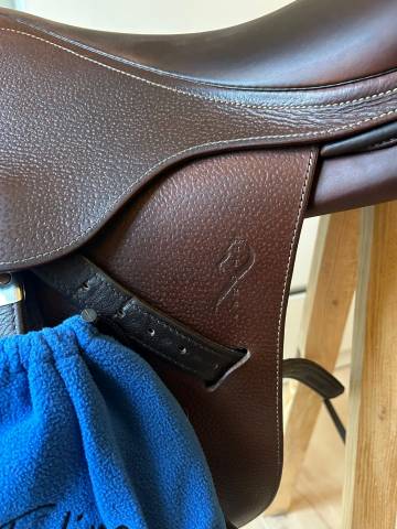 Selle Antarès classique excellent état 