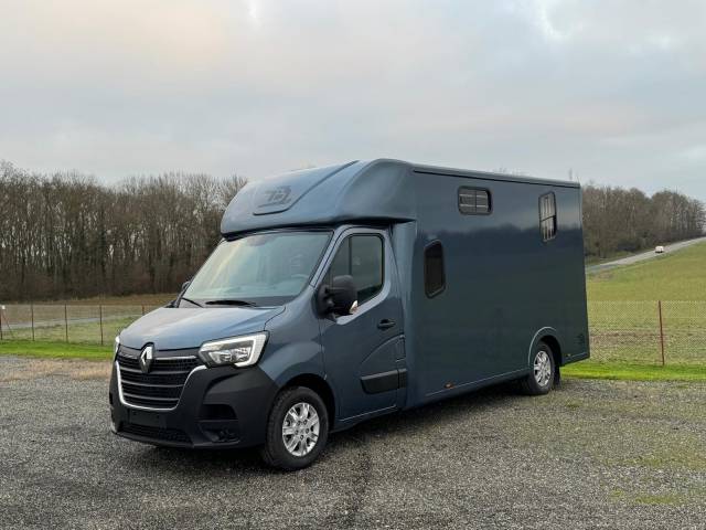 RENAULT MASTER TBST STALLE 5