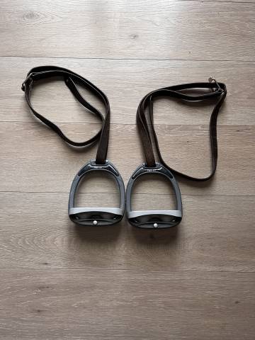 Selle CWD marron  année 2013 