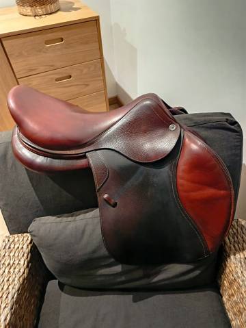 Selle cwd 18 pouce quartier 4 C 