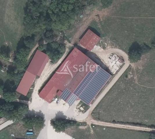 EXPLOITATION AOP Comt&eacute; BIO avec 85 HA en vente autour des BATIM