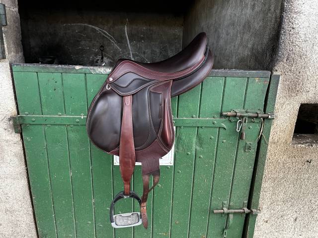 Selle Devoucoux Chiberta Lab