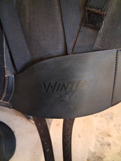 Selle Wintec Dressage Air Care. 17"