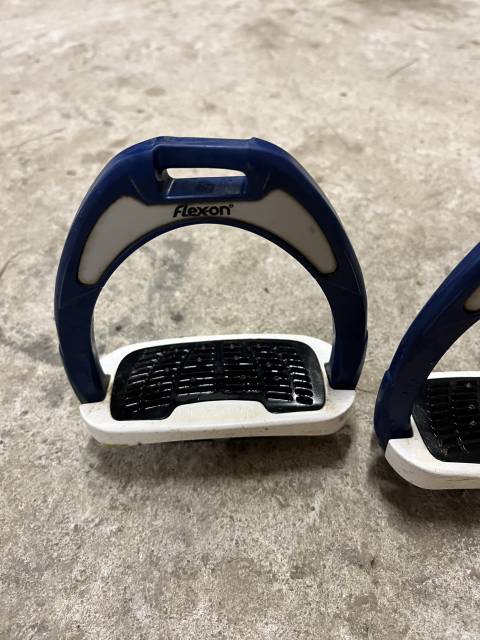 &Eacute;triers flexon 