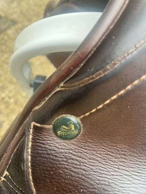 Selle prestige Taille 17  Ann&eacute;e 2011 