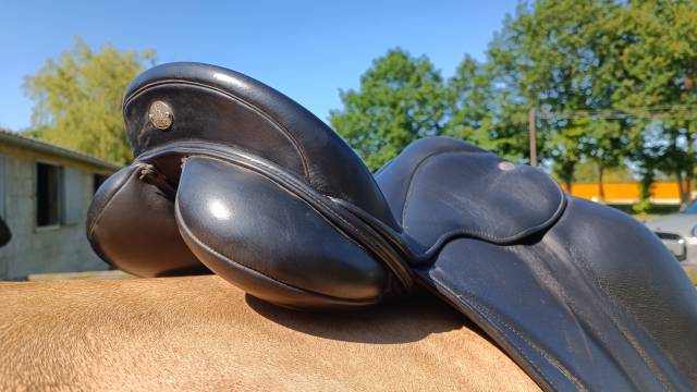 Selle dressage FairFax 18''