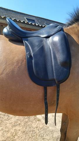 Selle dressage FairFax 18''