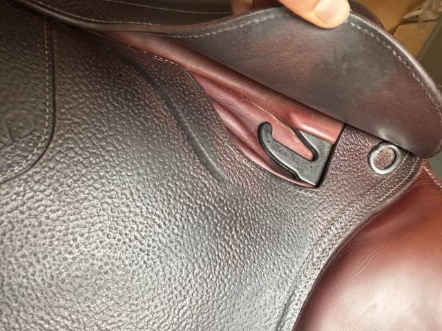 Selle CWD en bon &eacute;tat 2022