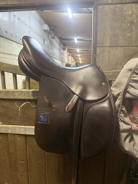 Selle de Saut Childeric 