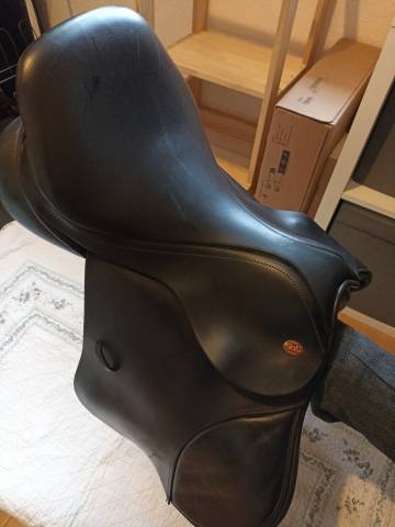 Selle &eacute;quitation Kent ans master 17'