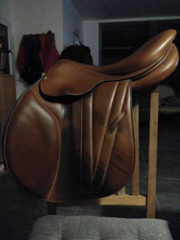 Selle Butet 17.5 plate doubll&eacute;le veau couleur Gold