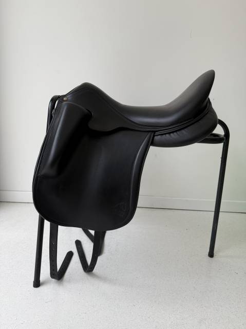 Selle de dressage AULION 