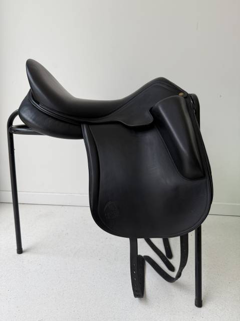 Selle de dressage AULION 