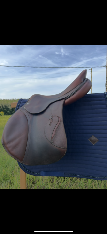 Selle antares 17 pouces 