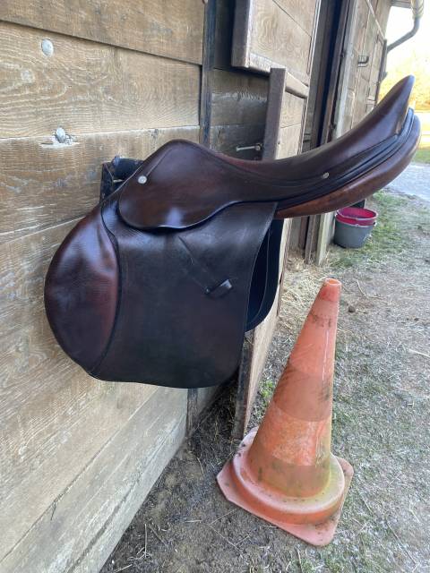 Selle obstacle Herm&egrave;s 17,5