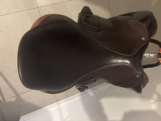 Selle monoquartier cross cso Child&eacute;ric taille 18 pouces