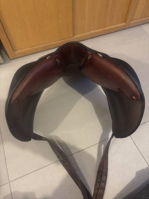 Selle monoquartier cross cso Child&eacute;ric taille 18 pouces