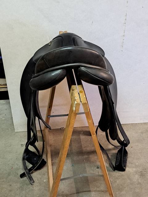 Selle dressage knight rider 17,5'