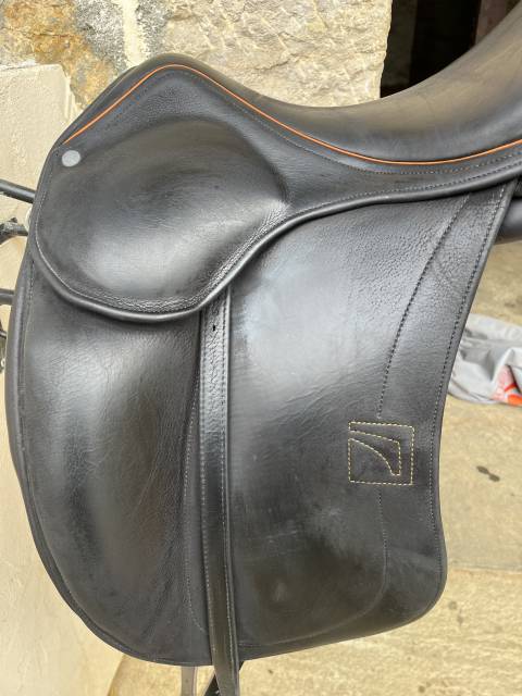 Selle dressage childeric 