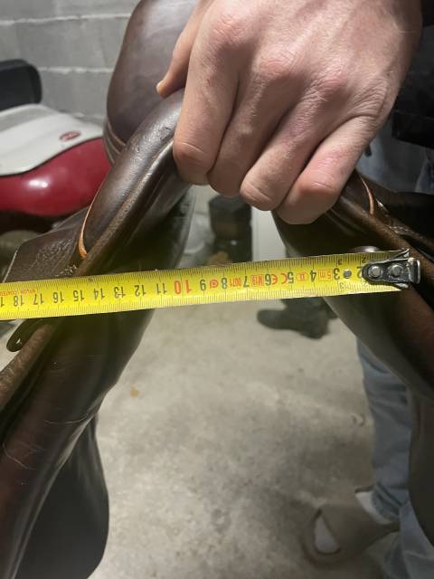 Selle &Eacute;ric Thomas 17pouce 