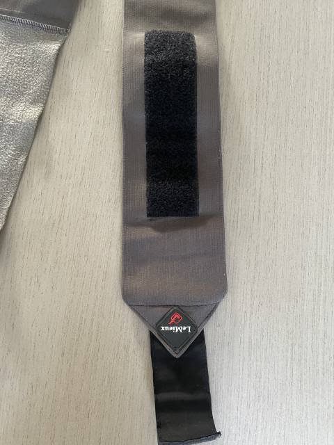 Bande de travail LeMieux 