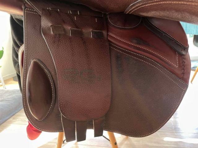 SELLE CWD  2GS MADEMOISELLE de 2022 en taille :17.5