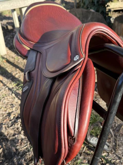 CWD mademoiselle 17 pouces 