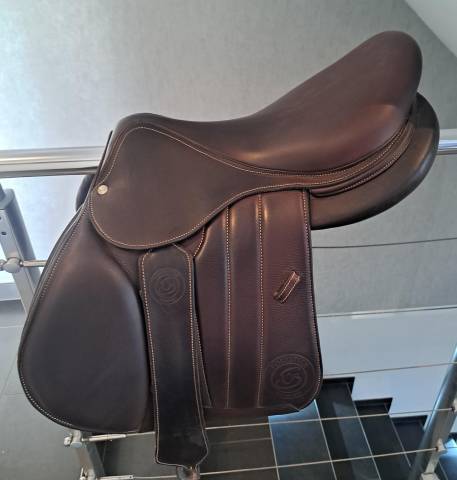 SELLE FORESTIER SELLIER SEOUL TOUTE VEAU CHATAIGNE 17.5
