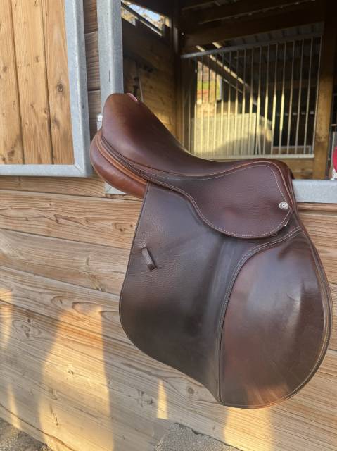 Selle &eacute;quipe 17&rsquo; 