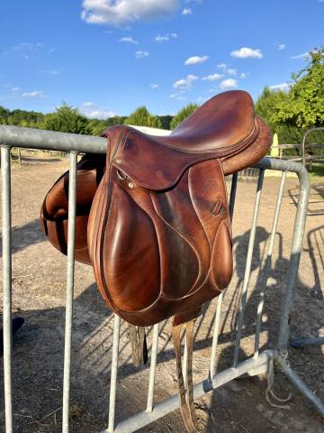 Selle devoucoux chiberta 17"