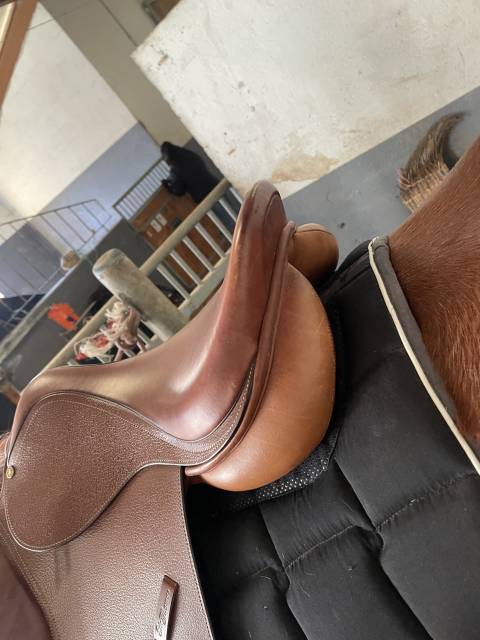 Selle &Eacute;ric Thomas Fitter 17,5