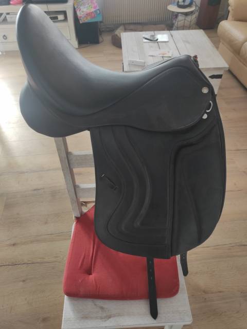Selle dressage &Eacute;ric thomas 
