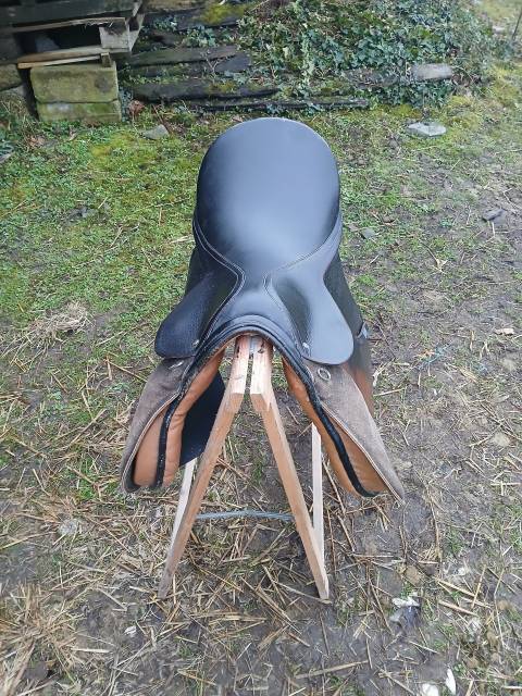 Selle taille 17.5 pouce 