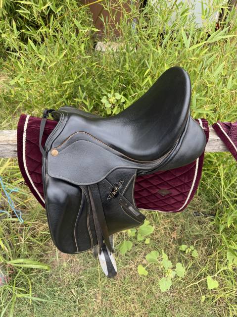 Selle de dressage ZALDI SAN JORGE