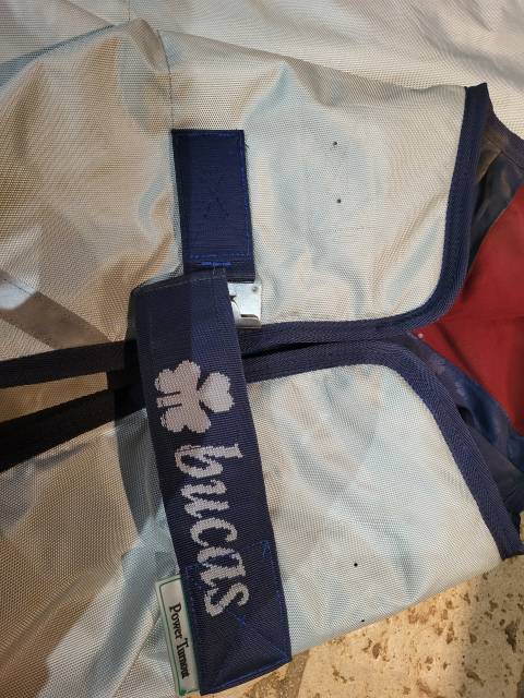 Couverture Bucas Power Turnout Light big neck