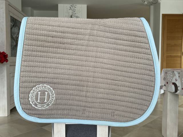 Tapis de selle Harcour viola bleu glacial 