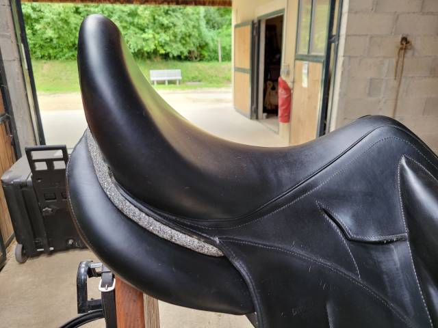 Devoucoux Makila Lab 18" noire