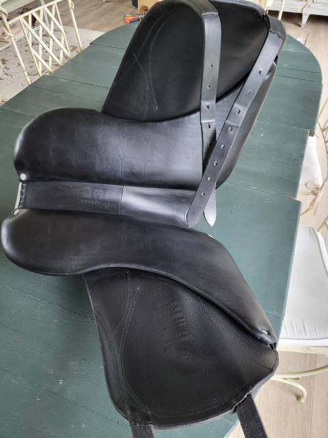 Devoucoux Makila Lab 18" noire