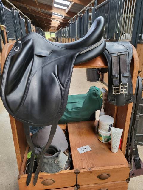 Devoucoux Makila Lab 18" noire