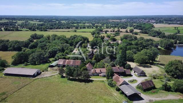 Propri&eacute;t&eacute; d'environ 12,20 ha tr&egrave;s bien structur&eacute;e