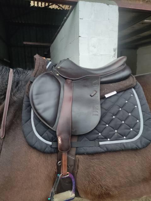 Selle Devouvoux Biarritz 17,5 