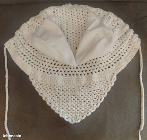 Bonnet chasse mouches blanc neuf cheval de trait