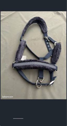 Licol bleu marine moumoute  Taille grand cheval  &Eacute;quita