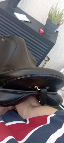 Selle de dressage en cuir Eric Thomas