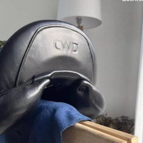 Selle de dressage cwd