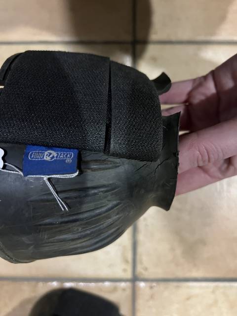 Paire Cloche cheval taille m&eacute;dium  Noir &agrave; scratch  