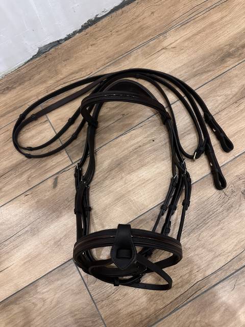 Selle de dressage GBS