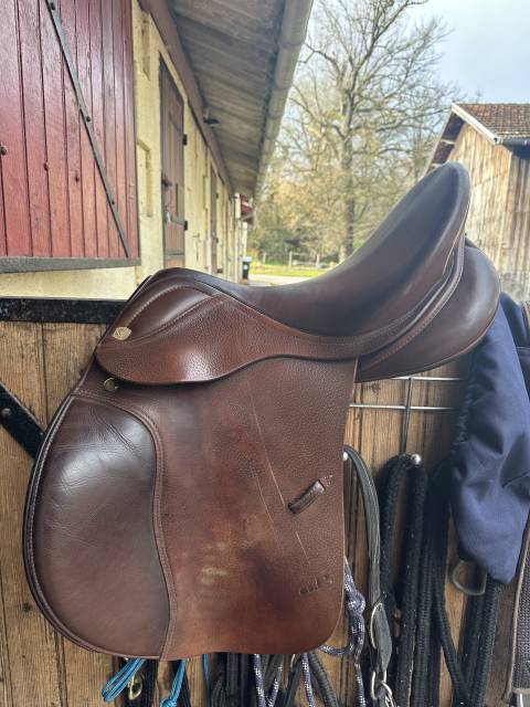 Selle prestige GP 17 pouces / arcade 35